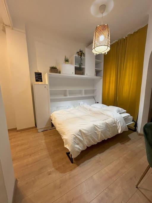 Tiny Studio Quinet Bukarest Exteriör bild