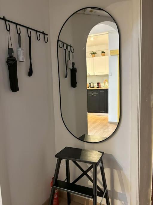 Tiny Studio Quinet Bukarest Exteriör bild